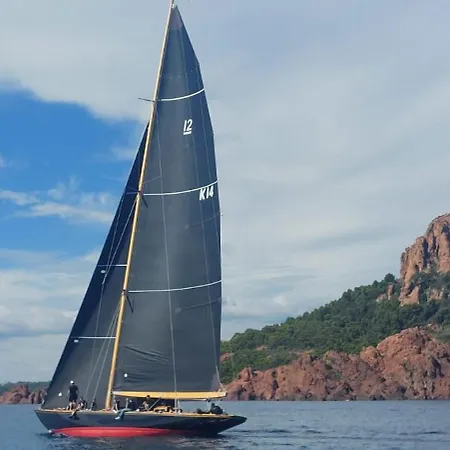 Port Santa Lucia شقة
