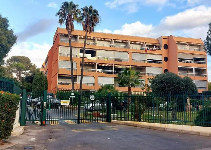 Port Santa Lucia *